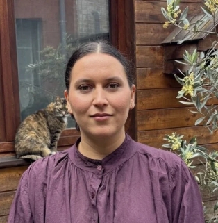 Naïma, psychologue clinicienne